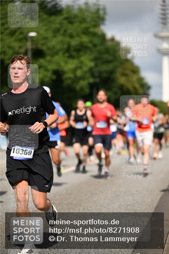 29.06.2025 - hella hamburg halbmarathon Dr. Thomas Lammeyer http://msf.ph/oto/8271908 29.06.2025 09:52:45 Kennedybrücke 1600, 1603, 2044, 2707, 2745, 2797, 2849, 2980, 3014, 3116, 4766, 5050, 5124, 5648, 6037, 6047, 6771, 7035, 7109, 7981, 8358, 9640, 9686, 10369, 11177, 11423 meine-sportfotos.de