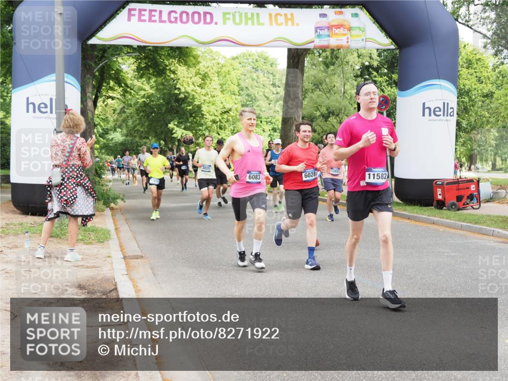29.06.2025 - hella hamburg halbmarathon MichiJ http://msf.ph/oto/8271922 29.06.2025 10:55:57 Zwischen KM18-KM19 1406, 4663, 5176, 6028, 6083, 7802, 9845, 11582, 11611, 12653, 13285, 14270, 15858, 17439, 18910 meine-sportfotos.de