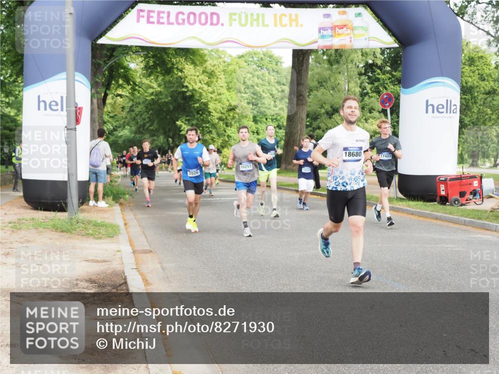 29.06.2025 - hella hamburg halbmarathon MichiJ http://msf.ph/oto/8271930 29.06.2025 10:31:21 Zwischen KM18-KM19 2653, 4235, 5011, 5506, 7026, 7765, 9364, 10251, 11177, 16333, 16648, 17403, 18659, 18680, 19009 meine-sportfotos.de