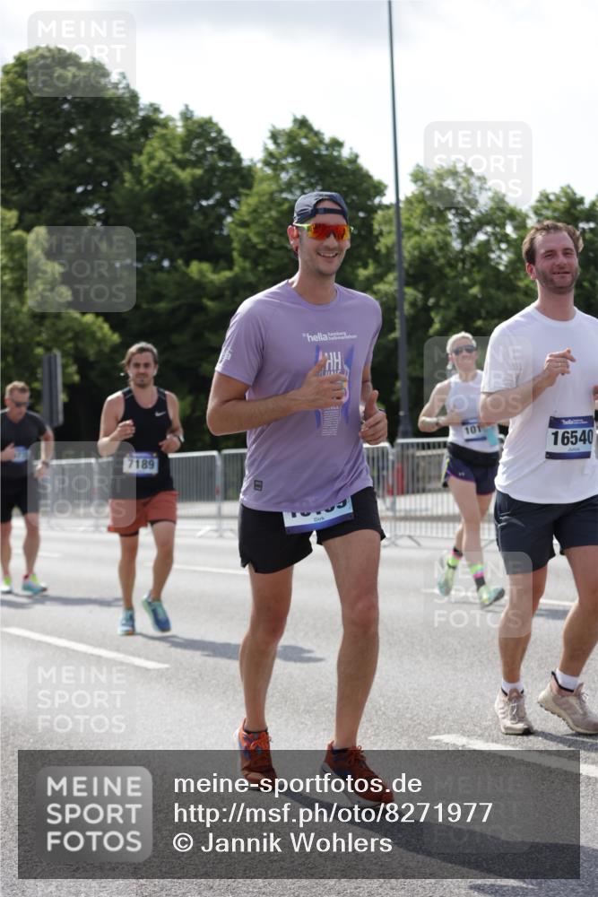 29.06.2025 - hella hamburg halbmarathon Jannik Wohlers http://msf.ph/oto/8271977 29.06.2025 10:01:34 Lombardsbrücke 1364, 1453, 1881, 4286, 4328, 5742, 6166, 6327, 6438, 6595, 7189, 7223, 7243, 9230, 9741, 9928, 10177, 10882, 11771, 11808, 12564, 12781, 12837, 14471, 14660, 14677, 16420, 16540, 16614, 16770, 17136, 17503, 17670, 17951, 17952, 18855, 19159 meine-sportfotos.de