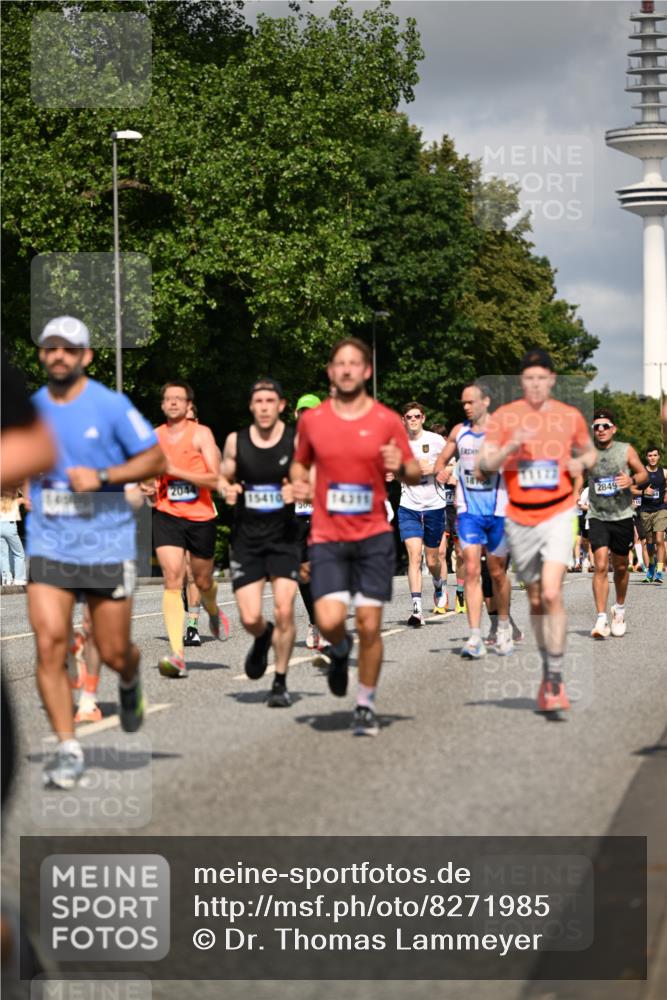 29.06.2025 - hella hamburg halbmarathon Dr. Thomas Lammeyer http://msf.ph/oto/8271985 29.06.2025 09:52:46 Kennedybrücke 1600, 1603, 2044, 2707, 2745, 2797, 2849, 2980, 3014, 3116, 4766, 5050, 5124, 5648, 6037, 6047, 6771, 7035, 7109, 7981, 8358, 9686, 10369, 11177, 11423 meine-sportfotos.de