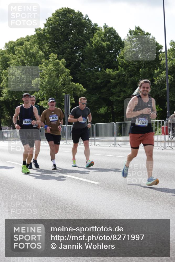 29.06.2025 - hella hamburg halbmarathon Jannik Wohlers http://msf.ph/oto/8271997 29.06.2025 10:01:35 Lombardsbrücke 1364, 1453, 1881, 3169, 4286, 4328, 5742, 6166, 6327, 6438, 6595, 7189, 7223, 7243, 9230, 9741, 9928, 10177, 10882, 11771, 11808, 12316, 12564, 12781, 12837, 14471, 14660, 14677, 16420, 16540, 16614, 16723, 16770, 17136, 17503, 17951, 17952, 18855, 19159 meine-sportfotos.de