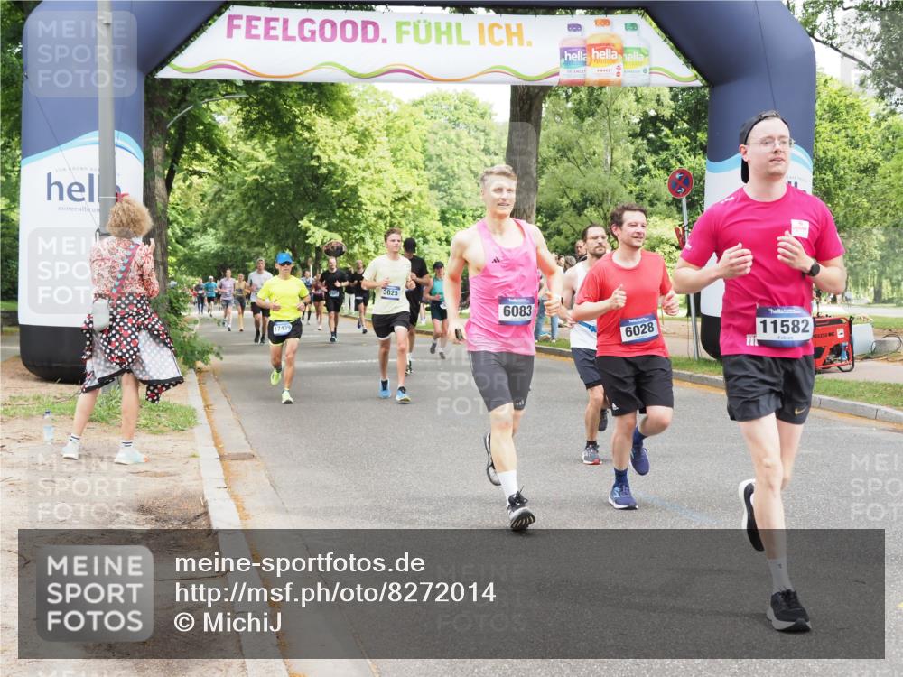 29.06.2025 - hella hamburg halbmarathon MichiJ http://msf.ph/oto/8272014 29.06.2025 10:55:58 Zwischen KM18-KM19 1406, 3025, 3262, 4663, 5176, 6028, 6083, 7802, 9845, 11582, 11611, 12653, 13285, 14270, 15858, 17439, 18910 meine-sportfotos.de