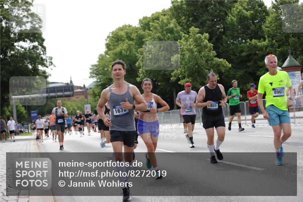29.06.2025 - hella hamburg halbmarathon Jannik Wohlers http://msf.ph/oto/8272019 29.06.2025 10:33:56 Lombardsbrücke 1672, 2412, 2464, 2510, 2511, 2801, 3145, 4540, 4824, 4826, 5609, 6105, 6571, 6574, 7324, 7329, 8349, 8705, 8965, 9379, 10360, 10564, 11668, 11872, 12165, 12896, 13437, 13747, 13957, 14047, 14854, 14855, 14918, 15793, 15983, 16682, 16919, 17105, 17230, 17650, 17789, 18044, 18158, 18941 meine-sportfotos.de