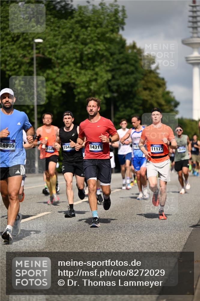 29.06.2025 - hella hamburg halbmarathon Dr. Thomas Lammeyer http://msf.ph/oto/8272029 29.06.2025 09:52:46 Kennedybrücke 1600, 1603, 2044, 2707, 2745, 2797, 2849, 2980, 3014, 3116, 4766, 5050, 5124, 5648, 6037, 6047, 6771, 7035, 7109, 7981, 8358, 9686, 10369, 11177, 11423 meine-sportfotos.de