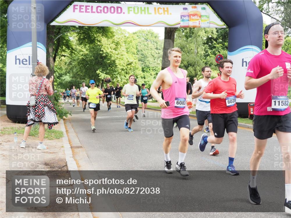 29.06.2025 - hella hamburg halbmarathon MichiJ http://msf.ph/oto/8272038 29.06.2025 10:55:58 Zwischen KM18-KM19 1406, 3025, 3262, 4663, 5176, 6028, 6083, 7802, 9845, 11582, 11611, 12653, 13285, 14270, 15858, 17439, 18910 meine-sportfotos.de