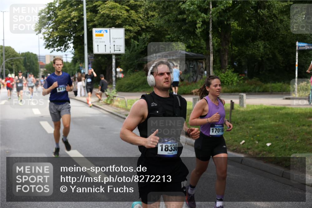 29.06.2025 - hella hamburg halbmarathon Yannick Fuchs http://msf.ph/oto/8272213 29.06.2025 10:37:03 20KM 1312, 1353, 1700, 2233, 4235, 4823, 5436, 6721, 6770, 7035, 7448, 7693, 7734, 7765, 7865, 9371, 9833, 10216, 10469, 11907, 12839, 13446, 13725, 14447, 14560, 14811, 14813, 15095, 15175, 15270, 15297, 15301, 15535, 16295, 16333, 16507, 16626, 16660, 16677, 17000, 17016, 17177, 17363, 17733, 17864, 17911, 18275, 18330, 18559, 18632, 18680, 18920 meine-sportfotos.de