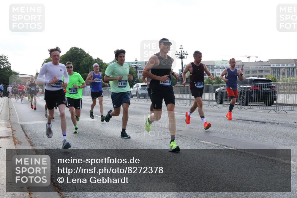 29.06.2025 - hella hamburg halbmarathon Lena Gebhardt http://msf.ph/oto/8272378 29.06.2025 09:45:01 Lombardsbrücke 2746, 5883, 0486, 11169, 37, 17428, 19142, 1065, 1758, 1827, 2021, 2746, 3201, 3845, 3968, 4678, 5269, 5367, 6619, 6781, 7349, 8473, 8731, 9381, 10156, 10486, 10848, 11169, 12049, 12287, 12337, 12369, 12595, 12900, 13838, 13956, 14140, 14164, 14289, 15268, 15576, 15583, 15672, 15880, 15883, 16157, 16377, 16508, 16713, 16736, 16818, 17354, 17428, 18567, 18699, 19114 meine-sportfotos.de