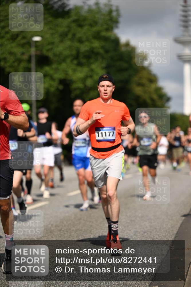29.06.2025 - hella hamburg halbmarathon Dr. Thomas Lammeyer http://msf.ph/oto/8272441 29.06.2025 09:52:48 Kennedybrücke 1600, 1603, 2044, 2707, 2745, 2750, 2797, 2849, 2980, 3014, 3116, 4148, 4766, 5050, 5124, 5648, 6037, 6149, 6771, 7035, 7109, 7229, 7981, 8358, 9686, 10369, 11177 meine-sportfotos.de