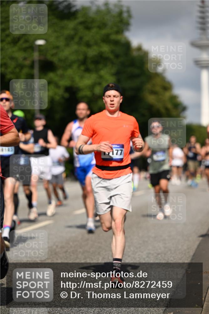 29.06.2025 - hella hamburg halbmarathon Dr. Thomas Lammeyer http://msf.ph/oto/8272459 29.06.2025 09:52:48 Kennedybrücke 1600, 1603, 2044, 2707, 2745, 2750, 2797, 2849, 2980, 3014, 3116, 4148, 4766, 5050, 5124, 5648, 6037, 6149, 6771, 7035, 7109, 7229, 7981, 8358, 9686, 10369, 11177 meine-sportfotos.de