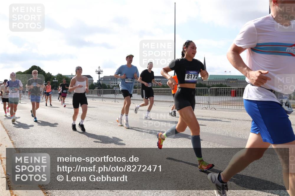 29.06.2025 - hella hamburg halbmarathon Lena Gebhardt http://msf.ph/oto/8272471 29.06.2025 09:57:37 Lombardsbrücke 6374, 15146, 8172, 1030, 1086, 1094, 1193, 1320, 1321, 1327, 1422, 1442, 1563, 1870, 2119, 2252, 2444, 2448, 2488, 2595, 2814, 2855, 2946, 3048, 3058, 3096, 3103, 3114, 3698, 3999, 4261, 4299, 4379, 4558, 4986, 5013, 5018, 5021, 5024, 5032, 5305, 5633, 5744, 5775, 5820, 5907, 6125, 6355, 6356, 6374, 6569, 6585, 6628, 6720, 6762, 6776, 6795, 6942, 7134, 7177, 7221, 7259, 7397, 7478, 7594, 7742, 7918, 7930, 7932, 7952, 7973, 7976, 9316, 10191 meine-sportfotos.de