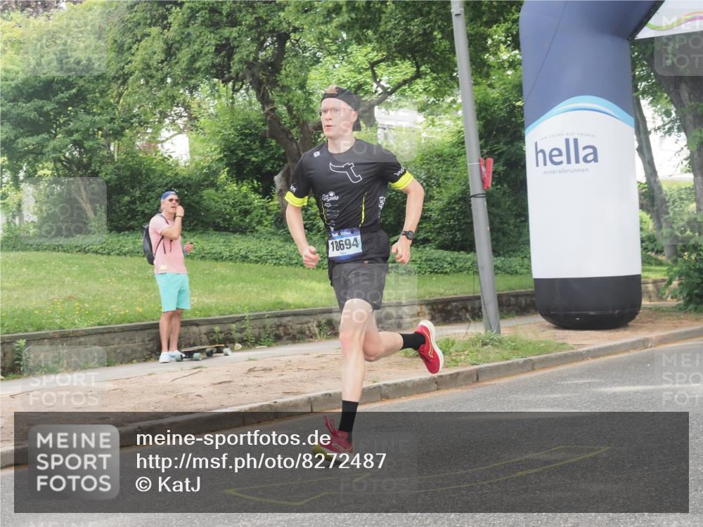 29.06.2025 - hella hamburg halbmarathon KatJ http://msf.ph/oto/8272487 29.06.2025 10:08:37 Zwischen KM18-KM19  meine-sportfotos.de