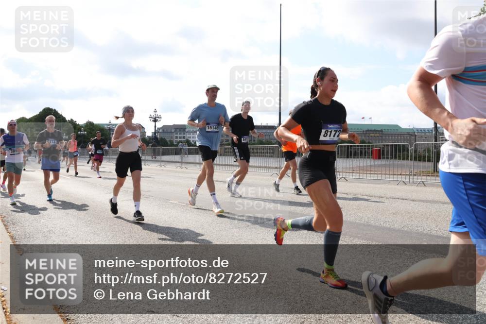 29.06.2025 - hella hamburg halbmarathon Lena Gebhardt http://msf.ph/oto/8272527 29.06.2025 09:57:37 Lombardsbrücke 399, 374, 1603, 15146, 8172, 1030, 1086, 1094, 1193, 1320, 1321, 1327, 1422, 1442, 1563, 1870, 2119, 2252, 2444, 2448, 2488, 2595, 2814, 2855, 2946, 3048, 3058, 3096, 3103, 3114, 3698, 3999, 4261, 4299, 4379, 4558, 4986, 5013, 5018, 5021, 5024, 5032, 5305, 5633, 5744, 5775, 5820, 5907, 6125, 6355, 6356, 6374, 6569, 6585, 6628, 6720, 6762, 6776, 6795, 6942, 7134, 7177, 7221, 7259, 7397, 7478, 7594, 7742, 7918, 7930, 7932, 7952, 7973, 7976, 9316, 10191 meine-sportfotos.de