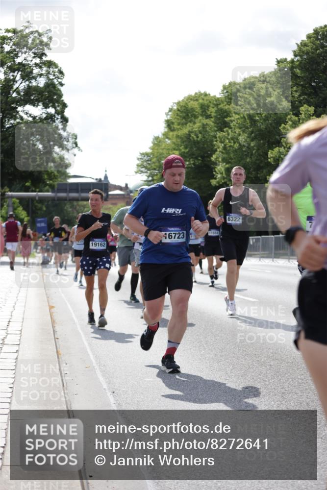 29.06.2025 - hella hamburg halbmarathon Jannik Wohlers http://msf.ph/oto/8272641 29.06.2025 10:01:45 Lombardsbrücke 1364, 1432, 1453, 2142, 2322, 2323, 3169, 4985, 5763, 6166, 6295, 6322, 6327, 7031, 7189, 7223, 7243, 9020, 9021, 9156, 9353, 9741, 9928, 10177, 11554, 11871, 11938, 12315, 12316, 12491, 12837, 14471, 14574, 14660, 14677, 15901, 16420, 16540, 16614, 16634, 16723, 16770, 18130, 19159, 19162, 19240 meine-sportfotos.de