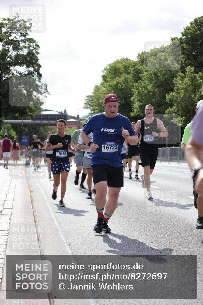 29.06.2025 - hella hamburg halbmarathon Jannik Wohlers http://msf.ph/oto/8272697 29.06.2025 10:01:45 Lombardsbrücke 1364, 1432, 1453, 2142, 2322, 2323, 3169, 4985, 5763, 6166, 6295, 6322, 6327, 7031, 7189, 7223, 7243, 9020, 9021, 9156, 9353, 9741, 9928, 10177, 11554, 11871, 11938, 12315, 12316, 12491, 12837, 14471, 14574, 14660, 14677, 15901, 16420, 16540, 16614, 16634, 16723, 16770, 18130, 19159, 19162, 19240 meine-sportfotos.de