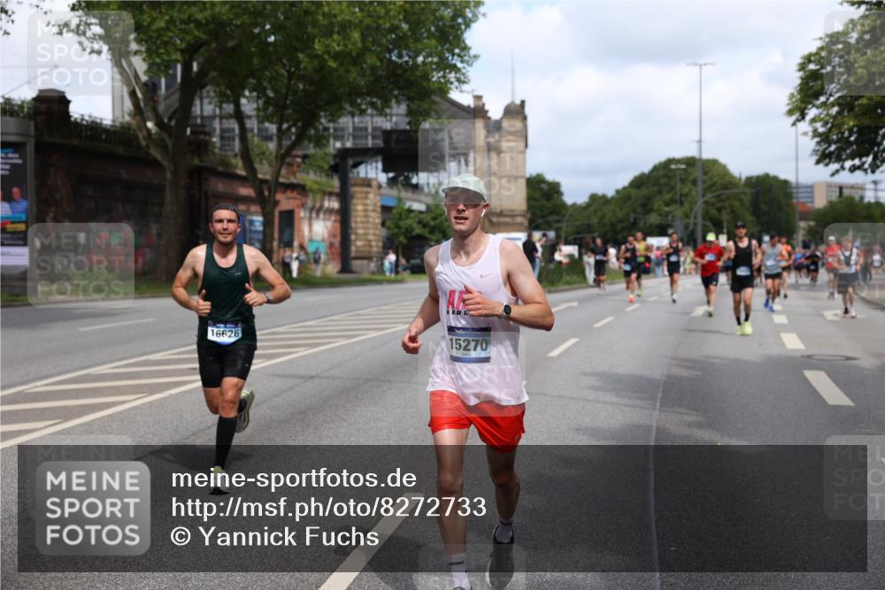29.06.2025 - hella hamburg halbmarathon Yannick Fuchs http://msf.ph/oto/8272733 29.06.2025 10:37:04 20KM 1312, 1353, 1700, 2233, 4235, 4823, 5436, 6721, 6770, 7035, 7448, 7693, 7734, 7765, 7865, 9371, 9833, 10216, 10469, 11907, 12839, 13446, 14447, 14560, 14811, 14813, 15095, 15175, 15270, 15297, 15301, 15535, 16295, 16333, 16507, 16626, 16660, 16677, 17000, 17016, 17177, 17363, 17733, 17864, 17911, 18275, 18330, 18559, 18632, 18659, 18680, 18920 meine-sportfotos.de