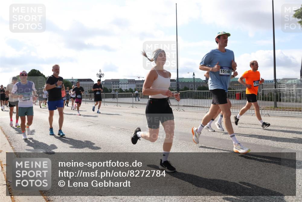 29.06.2025 - hella hamburg halbmarathon Lena Gebhardt http://msf.ph/oto/8272784 29.06.2025 09:57:38 Lombardsbrücke 3999, 15146, 1797, 1030, 1086, 1094, 1193, 1320, 1321, 1327, 1422, 1442, 1563, 1870, 2119, 2252, 2444, 2448, 2488, 2595, 2814, 2855, 2946, 3048, 3058, 3096, 3103, 3114, 3698, 3999, 4261, 4299, 4379, 4558, 4986, 5013, 5018, 5021, 5024, 5032, 5305, 5633, 5744, 5775, 5820, 5907, 6125, 6355, 6356, 6374, 6569, 6585, 6628, 6720, 6762, 6776, 6795, 6942, 7134, 7221, 7259, 7397, 7478, 7594, 7646, 7742, 7930, 7932, 7952, 7973, 7976, 9316, 10191 meine-sportfotos.de