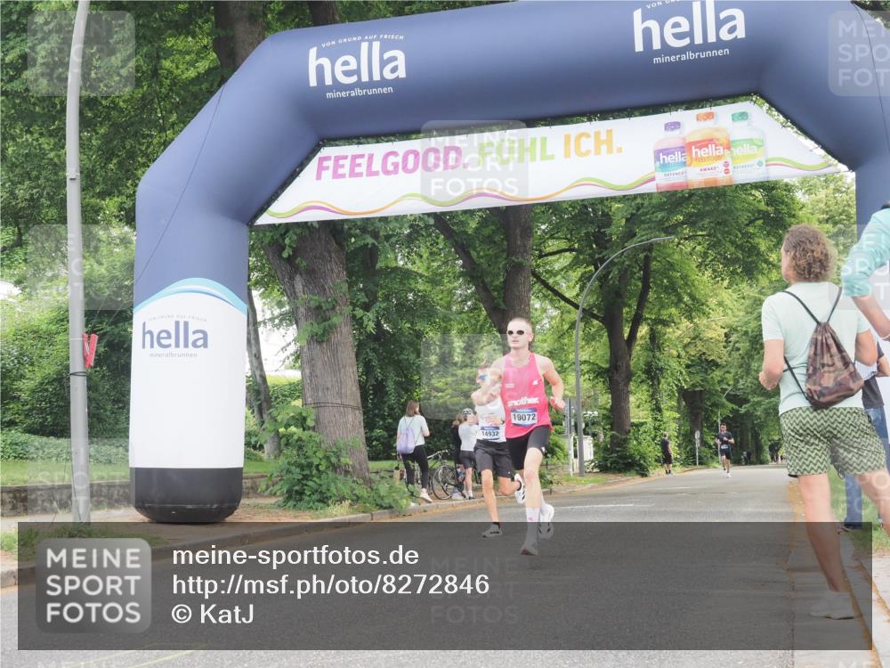 29.06.2025 - hella hamburg halbmarathon KatJ http://msf.ph/oto/8272846 29.06.2025 10:08:58 Zwischen KM18-KM19  meine-sportfotos.de