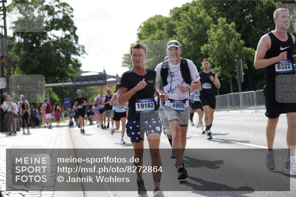29.06.2025 - hella hamburg halbmarathon Jannik Wohlers http://msf.ph/oto/8272864 29.06.2025 10:01:47 Lombardsbrücke 1364, 1432, 1453, 2142, 2322, 2323, 3169, 4985, 5763, 6166, 6295, 6322, 7031, 7189, 7223, 7243, 9020, 9021, 9156, 9353, 9741, 9928, 10177, 11554, 11871, 11938, 12315, 12316, 12491, 12837, 14574, 14660, 14677, 15008, 15901, 16420, 16614, 16634, 16723, 16770, 18130, 18240, 19162, 19240 meine-sportfotos.de