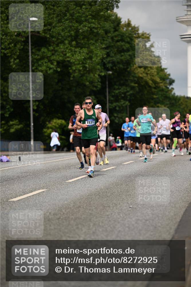 29.06.2025 - hella hamburg halbmarathon Dr. Thomas Lammeyer http://msf.ph/oto/8272925 29.06.2025 10:15:16 Kennedybrücke 1166, 1531, 1866, 1992, 4227, 5379, 5440, 5990, 5991, 8807, 8810, 9169, 9191, 10372, 11321 meine-sportfotos.de