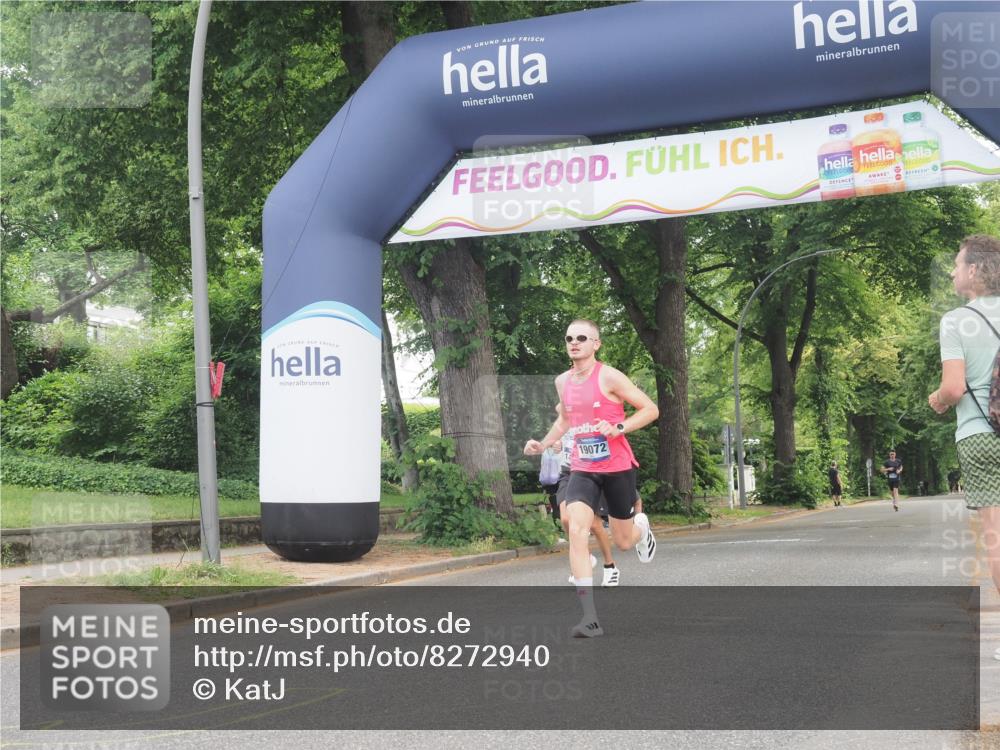 29.06.2025 - hella hamburg halbmarathon KatJ http://msf.ph/oto/8272940 29.06.2025 10:08:58 Zwischen KM18-KM19  meine-sportfotos.de