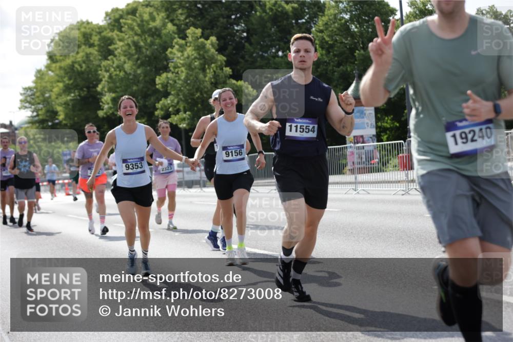 29.06.2025 - hella hamburg halbmarathon Jannik Wohlers http://msf.ph/oto/8273008 29.06.2025 10:01:49 Lombardsbrücke 1432, 1453, 2142, 2322, 2323, 3169, 4985, 5763, 6166, 6295, 6322, 7031, 7223, 7243, 9020, 9021, 9156, 9353, 9741, 9928, 10866, 11554, 11871, 11938, 12315, 12316, 12491, 12837, 14574, 14660, 14677, 14838, 15008, 15901, 16420, 16614, 16634, 16723, 18130, 18240, 19162, 19240 meine-sportfotos.de