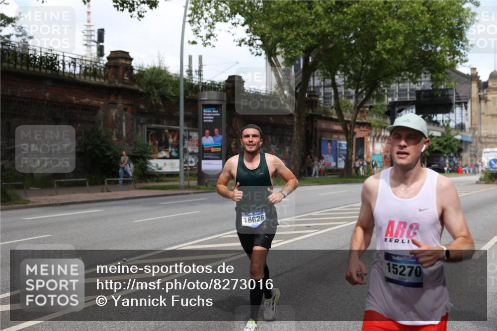 29.06.2025 - hella hamburg halbmarathon Yannick Fuchs http://msf.ph/oto/8273016 29.06.2025 10:37:05 20KM 1312, 1353, 1700, 2233, 4235, 4823, 5011, 5436, 6721, 6770, 7035, 7448, 7734, 7765, 7865, 9371, 9833, 10216, 10469, 11907, 12839, 13446, 14226, 14447, 14560, 14811, 14813, 15095, 15175, 15255, 15270, 15297, 15301, 15535, 16295, 16333, 16507, 16626, 16660, 16677, 17000, 17016, 17177, 17363, 17733, 17864, 17911, 18275, 18330, 18559, 18632, 18659, 18680, 18920 meine-sportfotos.de