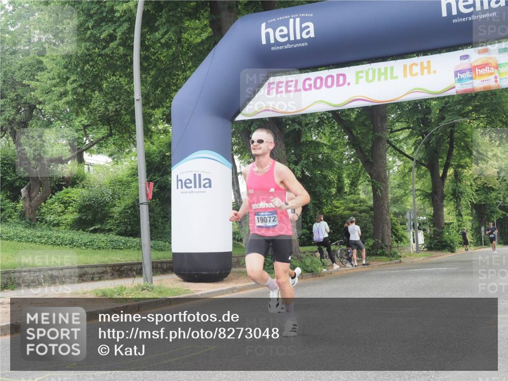 29.06.2025 - hella hamburg halbmarathon KatJ http://msf.ph/oto/8273048 29.06.2025 10:08:59 Zwischen KM18-KM19  meine-sportfotos.de