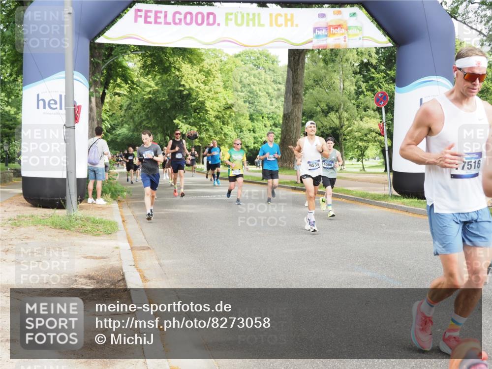 29.06.2025 - hella hamburg halbmarathon MichiJ http://msf.ph/oto/8273058 29.06.2025 10:31:25 Zwischen KM18-KM19 4080, 5011, 5506, 7026, 7865, 9534, 10251, 14813, 16224, 16333, 16648, 17403, 17516, 18680, 19009 meine-sportfotos.de