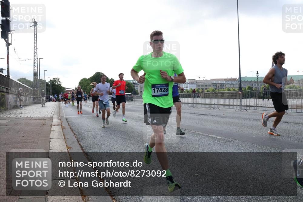 29.06.2025 - hella hamburg halbmarathon Lena Gebhardt http://msf.ph/oto/8273092 29.06.2025 09:45:03 Lombardsbrücke 18871, 18737, 17428, 14, 1065, 1758, 1827, 2021, 2746, 3201, 3845, 4678, 5269, 5367, 6619, 6781, 7349, 8473, 8731, 9381, 10156, 10486, 10848, 11169, 12049, 12287, 12337, 12369, 12595, 12900, 13838, 13956, 14140, 14164, 14289, 15268, 15576, 15583, 15672, 15880, 15883, 16157, 16377, 16508, 16713, 16736, 16818, 17354, 17428, 18567, 18699 meine-sportfotos.de