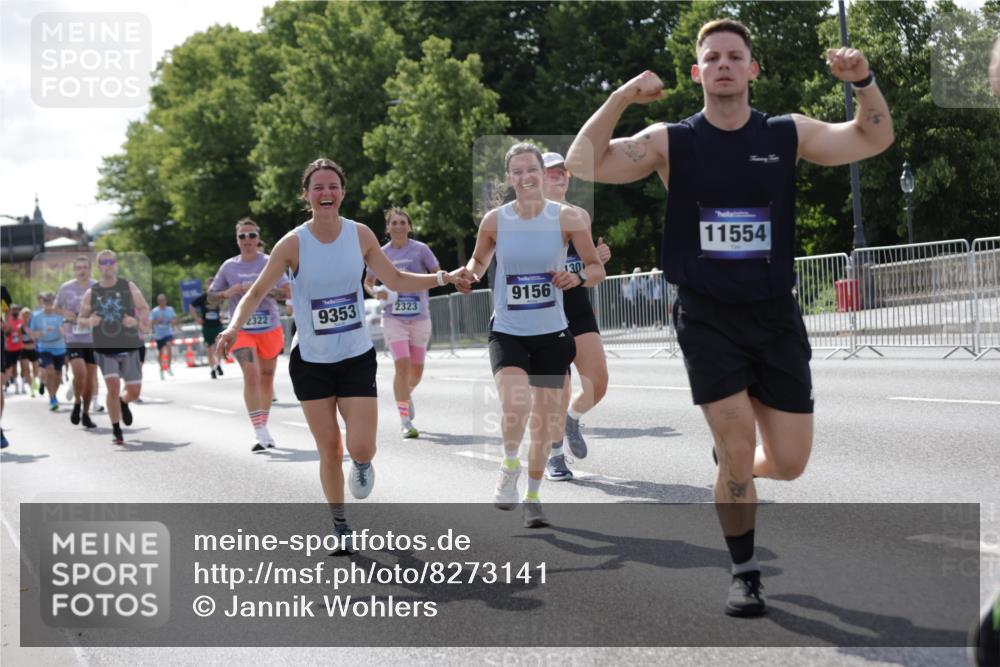 29.06.2025 - hella hamburg halbmarathon Jannik Wohlers http://msf.ph/oto/8273141 29.06.2025 10:01:49 Lombardsbrücke 1432, 1453, 2142, 2322, 2323, 3169, 4985, 5763, 6166, 6295, 6322, 7031, 7223, 7243, 9020, 9021, 9156, 9353, 9741, 9928, 10866, 11554, 11871, 11938, 12315, 12316, 12491, 12837, 14574, 14660, 14677, 14838, 15008, 15901, 16420, 16614, 16634, 16723, 18130, 18240, 19162, 19240 meine-sportfotos.de