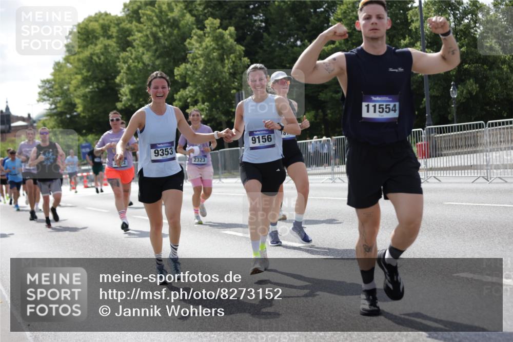 29.06.2025 - hella hamburg halbmarathon Jannik Wohlers http://msf.ph/oto/8273152 29.06.2025 10:01:49 Lombardsbrücke 1432, 1453, 2142, 2322, 2323, 3169, 4985, 5763, 6166, 6295, 6322, 7031, 7223, 7243, 9020, 9021, 9156, 9353, 9741, 9928, 10866, 11554, 11871, 11938, 12315, 12316, 12491, 12837, 14574, 14660, 14677, 14838, 15008, 15901, 16420, 16614, 16634, 16723, 18130, 18240, 19162, 19240 meine-sportfotos.de