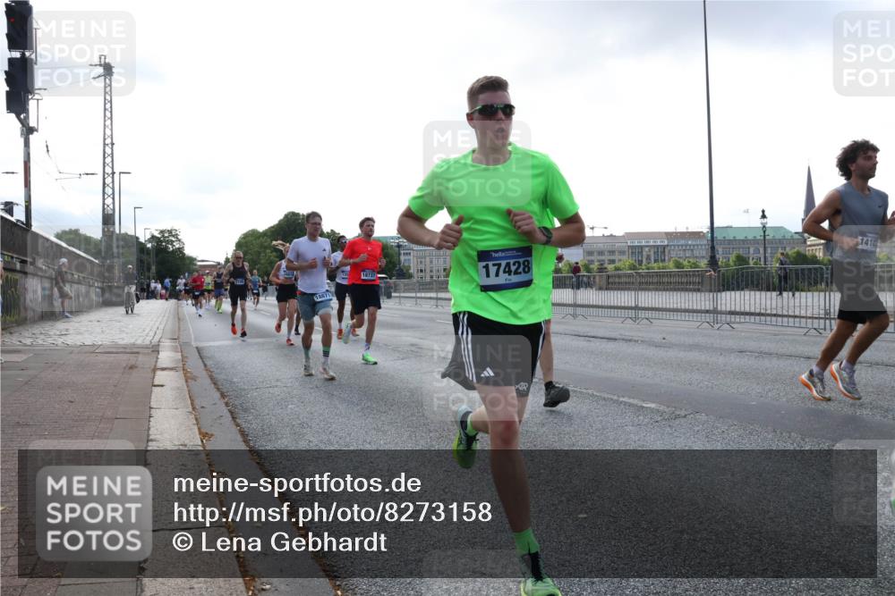 29.06.2025 - hella hamburg halbmarathon Lena Gebhardt http://msf.ph/oto/8273158 29.06.2025 09:45:04 Lombardsbrücke 18871, 18737, 17428, 1414, 1065, 1758, 1827, 2021, 2746, 3201, 3845, 4678, 5269, 5367, 6619, 6781, 7349, 8473, 8731, 9381, 10156, 10486, 10848, 11169, 12049, 12287, 12337, 12369, 12595, 12900, 13838, 13956, 14140, 14164, 14289, 15268, 15576, 15583, 15672, 15880, 15883, 16157, 16377, 16508, 16713, 16736, 16818, 17354, 17428, 18567 meine-sportfotos.de