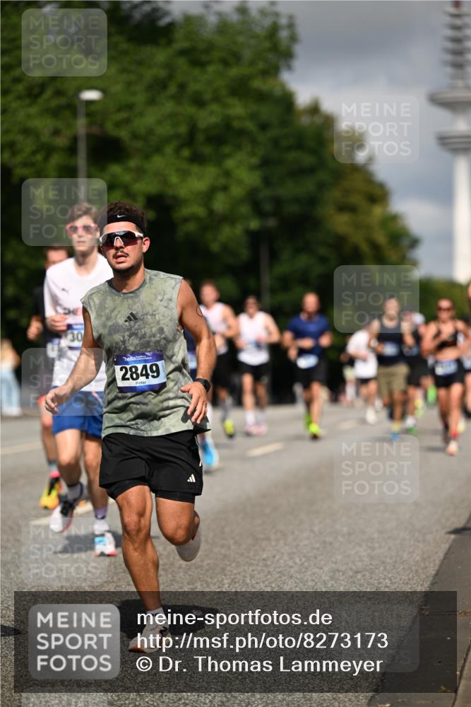29.06.2025 - hella hamburg halbmarathon Dr. Thomas Lammeyer http://msf.ph/oto/8273173 29.06.2025 09:52:51 Kennedybrücke 1600, 1603, 2044, 2707, 2745, 2750, 2797, 2849, 2980, 3014, 3116, 4148, 4766, 5050, 5124, 5648, 6037, 6149, 6771, 7035, 7109, 7229, 7981, 8358, 8465, 9686, 9914, 10369, 11177 meine-sportfotos.de