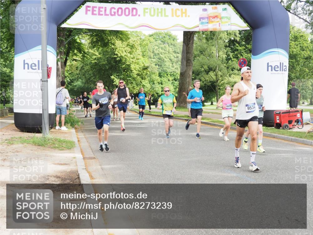 29.06.2025 - hella hamburg halbmarathon MichiJ http://msf.ph/oto/8273239 29.06.2025 10:31:26 Zwischen KM18-KM19 4080, 5011, 5477, 7026, 7865, 9534, 10099, 10251, 14813, 16224, 16648, 17403, 17516, 18680, 19009 meine-sportfotos.de