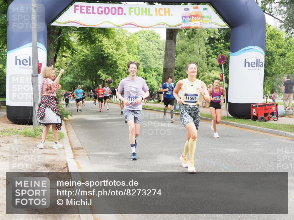 29.06.2025 - hella hamburg halbmarathon MichiJ http://msf.ph/oto/8273274 29.06.2025 10:56:08 Zwischen KM18-KM19 2942, 4649, 9738, 11581, 15012, 18616, 18617 meine-sportfotos.de