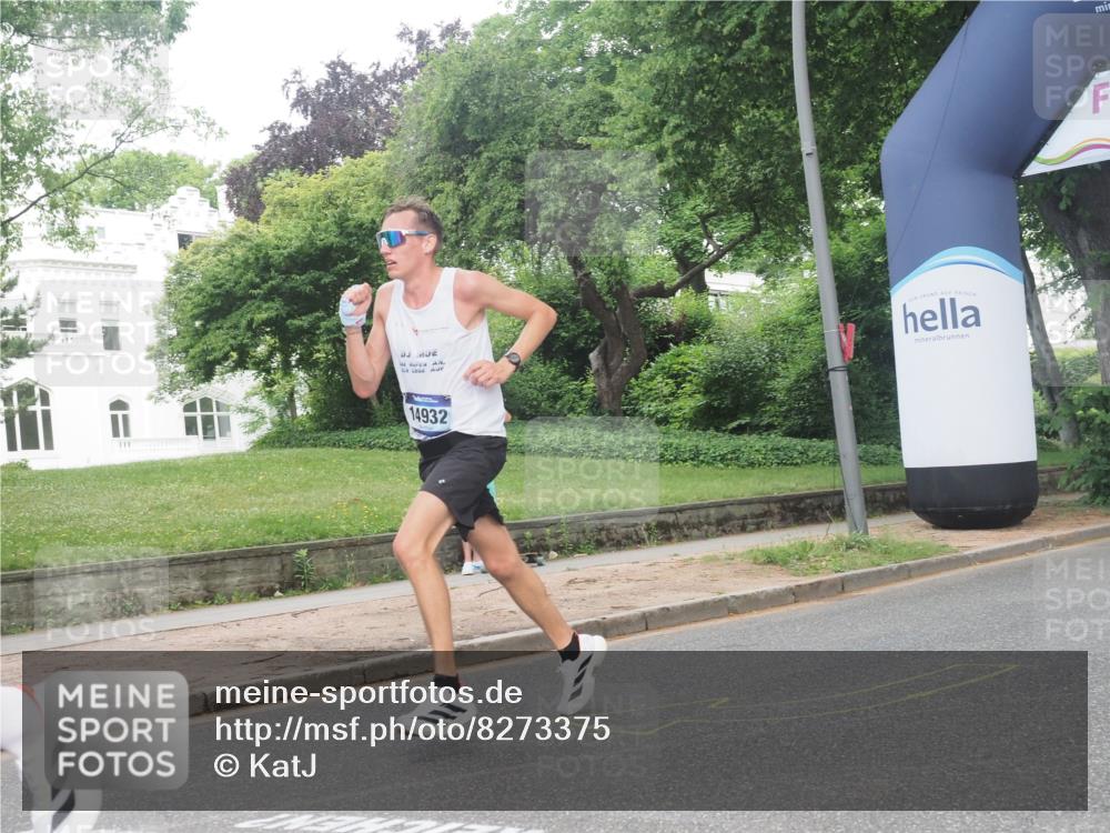 29.06.2025 - hella hamburg halbmarathon KatJ http://msf.ph/oto/8273375 29.06.2025 10:09:00 Zwischen KM18-KM19  meine-sportfotos.de