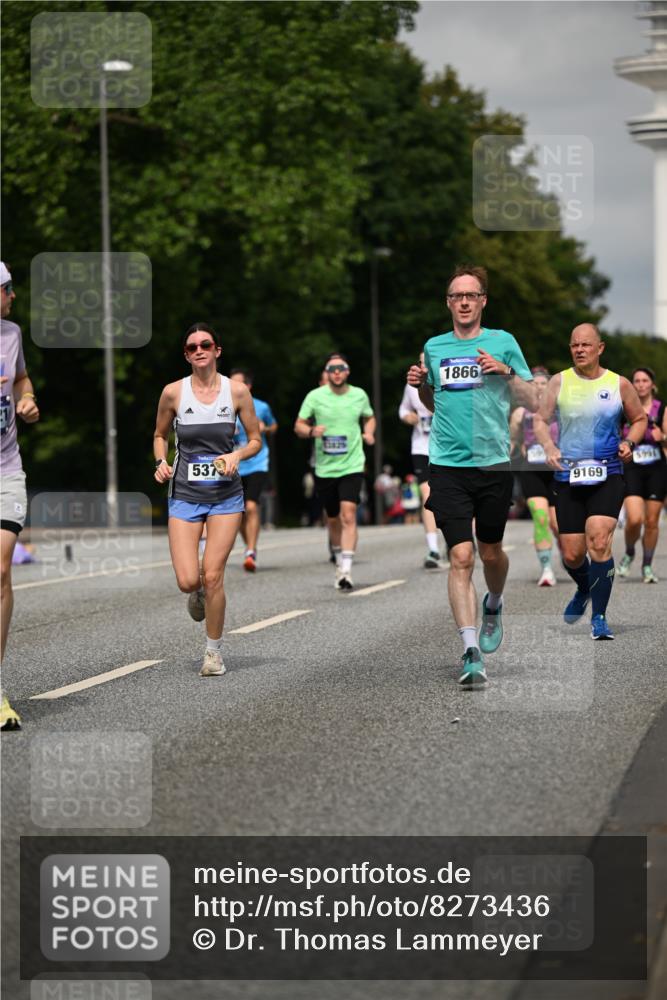 29.06.2025 - hella hamburg halbmarathon Dr. Thomas Lammeyer http://msf.ph/oto/8273436 29.06.2025 10:15:22 Kennedybrücke 1166, 1531, 1866, 1992, 4227, 5254, 5379, 5990, 5991, 7571, 8810, 9169, 9191, 10372, 10428, 11321 meine-sportfotos.de