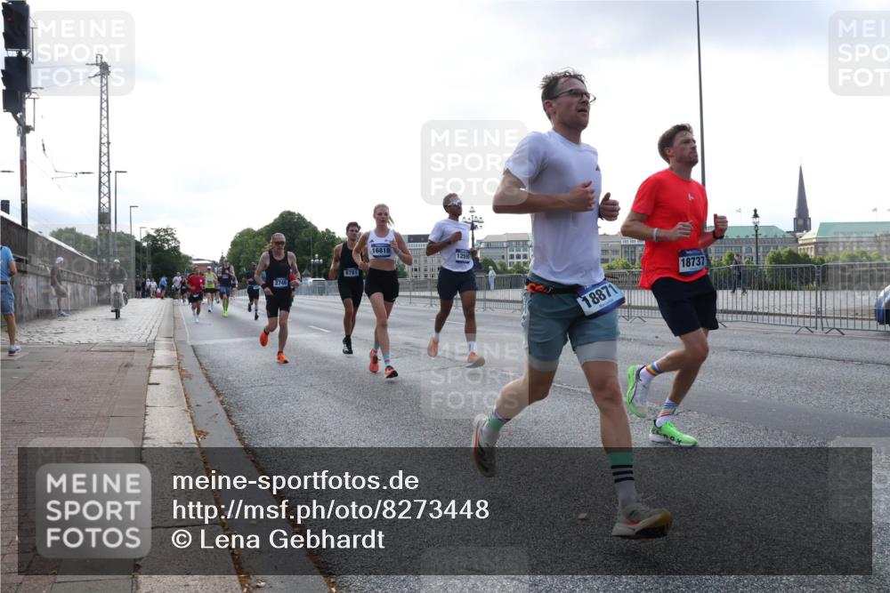 29.06.2025 - hella hamburg halbmarathon Lena Gebhardt http://msf.ph/oto/8273448 29.06.2025 09:45:05 Lombardsbrücke 2746, 6781, 16818, 12595, 18871, 18737, 1065, 1758, 1827, 2021, 2746, 3201, 3845, 4050, 4678, 5070, 5269, 5367, 6619, 6781, 7272, 7349, 8473, 8731, 9137, 9381, 10156, 10171, 10486, 10848, 11169, 12049, 12287, 12337, 12369, 12595, 12900, 13838, 13956, 14140, 14164, 14289, 15268, 15583, 15672, 15880, 15883, 16157, 16377, 16508, 16713, 16736, 16818, 17354, 17428, 18567 meine-sportfotos.de