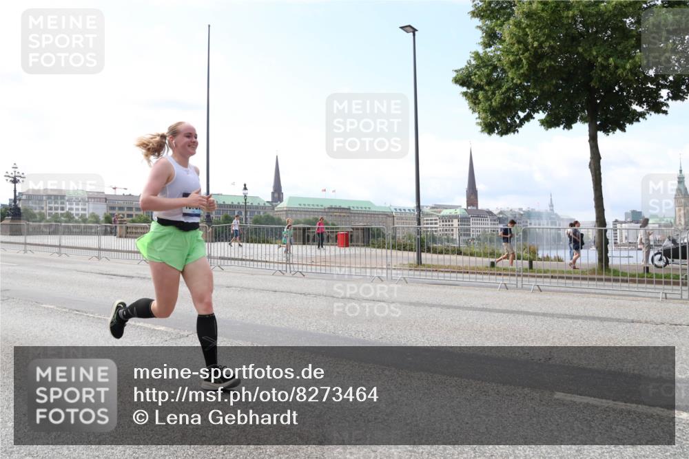 29.06.2025 - hella hamburg halbmarathon Lena Gebhardt http://msf.ph/oto/8273464 29.06.2025 10:11:26 Lombardsbrücke 1531, 1723, 1866, 2868, 3837, 4227, 4287, 5254, 5653, 7271, 7370, 8115, 8171, 8206, 8207, 8368, 8561, 8807, 8810, 9119, 10196, 10372, 10428, 11149, 11321, 11755, 12286, 12556, 12571, 12836, 13203, 13603, 13939, 14008, 14022, 14149, 15009, 15252, 15797, 15908, 15945, 16383, 17080, 17142, 17500, 17787, 17866, 18278, 18382, 19172, 19241 meine-sportfotos.de