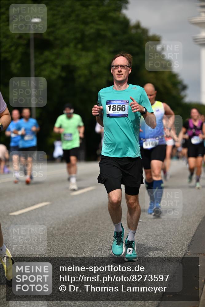 29.06.2025 - hella hamburg halbmarathon Dr. Thomas Lammeyer http://msf.ph/oto/8273597 29.06.2025 10:15:24 Kennedybrücke 1166, 1531, 1866, 1992, 4227, 5254, 5379, 5990, 5991, 7571, 9169, 9191, 10372, 10428, 11321 meine-sportfotos.de