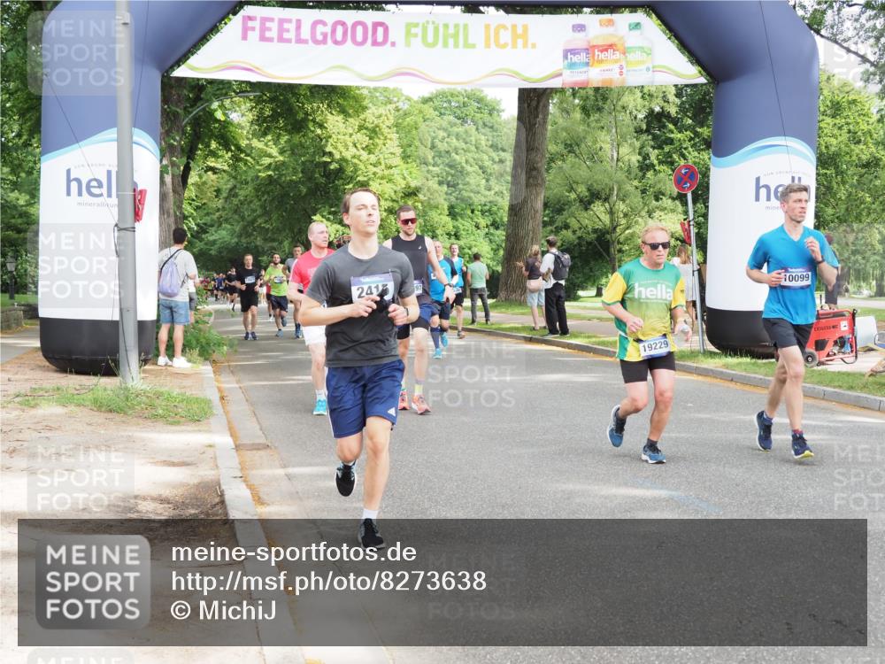 29.06.2025 - hella hamburg halbmarathon MichiJ http://msf.ph/oto/8273638 29.06.2025 10:31:28 Zwischen KM18-KM19 2415, 4080, 5477, 7026, 7865, 9114, 9534, 10099, 10251, 13897, 14813, 16224, 17403, 17516, 19009, 19229 meine-sportfotos.de