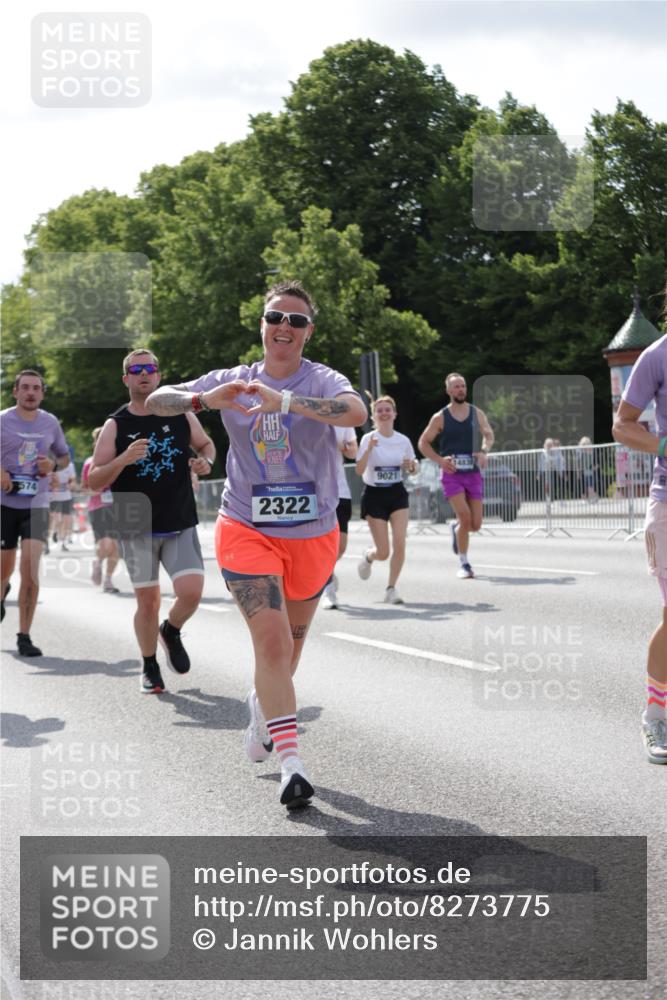 29.06.2025 - hella hamburg halbmarathon Jannik Wohlers http://msf.ph/oto/8273775 29.06.2025 10:01:52 Lombardsbrücke 1128, 1254, 1432, 1453, 2142, 2322, 2323, 3169, 4985, 5763, 6166, 6295, 6322, 6708, 7031, 7223, 7243, 7323, 9020, 9021, 9156, 9353, 9928, 10866, 11191, 11554, 11871, 11938, 12315, 12316, 12491, 12837, 13868, 14574, 14838, 15008, 15901, 16067, 16614, 16634, 16723, 17533, 18128, 18130, 18240, 19162, 19240 meine-sportfotos.de