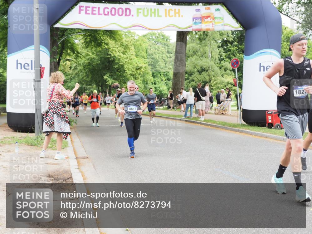 29.06.2025 - hella hamburg halbmarathon MichiJ http://msf.ph/oto/8273794 29.06.2025 10:56:22 Zwischen KM18-KM19 2288, 3091, 4962, 6295, 8614, 12492, 17985, 18218 meine-sportfotos.de
