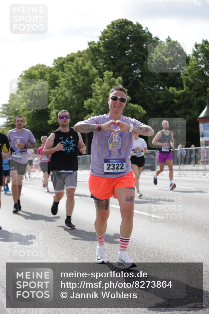 29.06.2025 - hella hamburg halbmarathon Jannik Wohlers http://msf.ph/oto/8273864 29.06.2025 10:01:52 Lombardsbrücke 1128, 1254, 1432, 1453, 2142, 2322, 2323, 3169, 4985, 5763, 6166, 6295, 6322, 6708, 7031, 7223, 7243, 7323, 9020, 9021, 9156, 9353, 9928, 10866, 11191, 11554, 11871, 11938, 12315, 12316, 12491, 12837, 13868, 14574, 14838, 15008, 15901, 16067, 16614, 16634, 16723, 17533, 18128, 18130, 18240, 19162, 19240 meine-sportfotos.de
