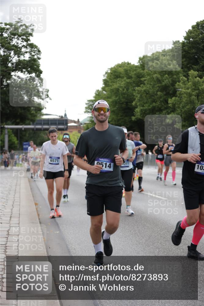 29.06.2025 - hella hamburg halbmarathon Jannik Wohlers http://msf.ph/oto/8273893 29.06.2025 10:34:16 Lombardsbrücke 1025, 2023, 2355, 3130, 3420, 5453, 6034, 6171, 6329, 6843, 7020, 7386, 7644, 7733, 8369, 8705, 8793, 9122, 9164, 9448, 9514, 10335, 10674, 11122, 11245, 11646, 12164, 12236, 12382, 13311, 13416, 13471, 13473, 14273, 15310, 15380, 15477, 16238, 16311, 16390, 16682, 17412, 18892 meine-sportfotos.de
