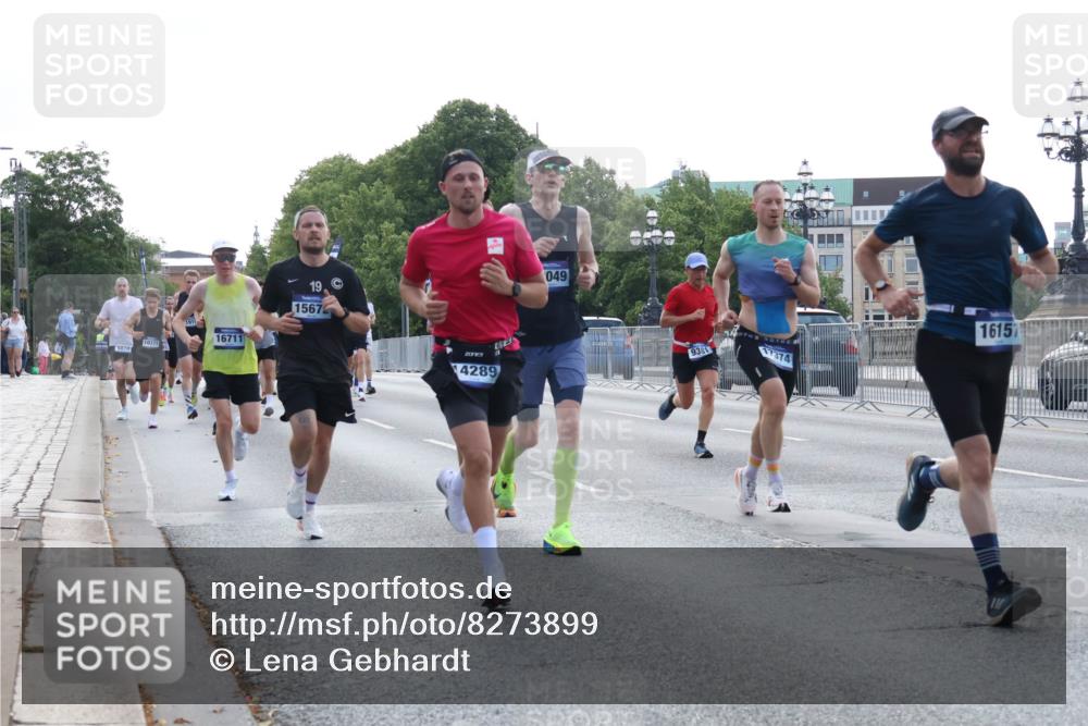 29.06.2025 - hella hamburg halbmarathon Lena Gebhardt http://msf.ph/oto/8273899 29.06.2025 09:45:09 Lombardsbrücke 10171, 5070, 16711, 19, 15672, 23, 4289, 049, 9381, 1374, 16157, 1758, 1827, 1990, 2021, 2746, 3043, 3201, 3845, 4050, 4678, 5070, 5269, 5328, 5367, 5746, 5826, 6619, 6781, 7272, 7481, 7651, 7723, 8209, 8473, 8731, 8883, 9137, 9381, 10156, 10171, 10486, 10848, 11169, 11413, 11857, 12049, 12234, 12287, 12595, 12900, 13838, 13956, 14140, 14164, 14289, 15268, 15583, 15672, 15883, 16157, 16377, 16508, 16713, 16736, 16818, 17428, 18567 meine-sportfotos.de