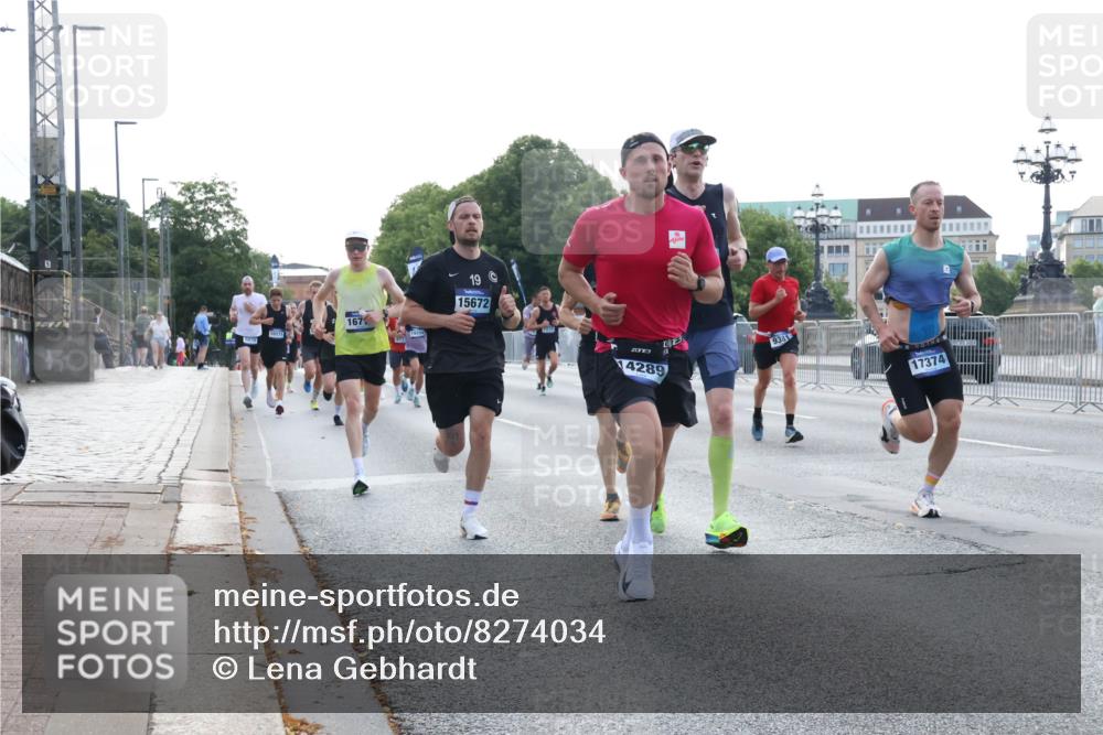 29.06.2025 - hella hamburg halbmarathon Lena Gebhardt http://msf.ph/oto/8274034 29.06.2025 09:45:09 Lombardsbrücke 167, 10171, 19, 15672, 3, 4289, 9381, 17374, 1758, 1827, 1990, 2021, 2746, 3043, 3201, 3845, 4050, 4678, 5070, 5269, 5328, 5367, 5746, 5826, 6619, 6781, 7272, 7481, 7651, 7723, 8209, 8473, 8731, 8883, 9137, 9381, 10156, 10171, 10486, 10848, 11169, 11413, 11857, 12049, 12234, 12287, 12595, 12900, 13838, 13956, 14140, 14164, 14289, 15268, 15583, 15672, 15883, 16157, 16377, 16508, 16713, 16736, 16818, 17428, 18567 meine-sportfotos.de