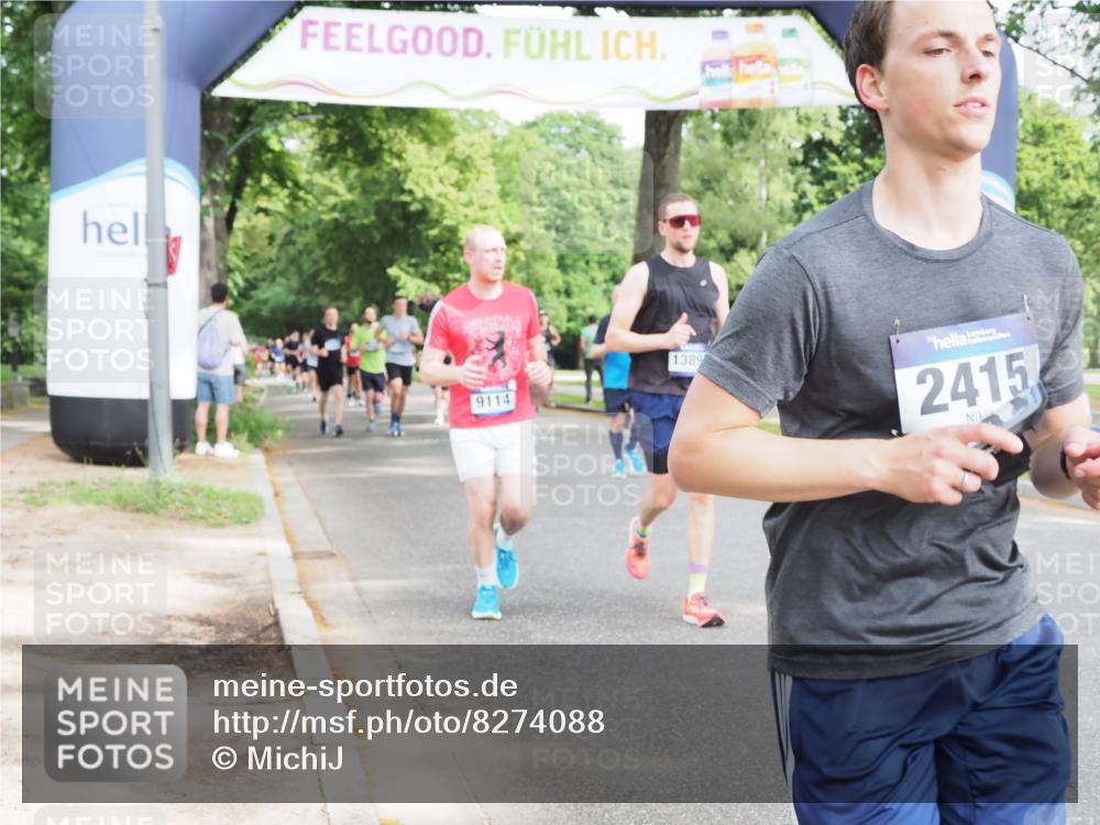 29.06.2025 - hella hamburg halbmarathon MichiJ http://msf.ph/oto/8274088 29.06.2025 10:31:29 Zwischen KM18-KM19 2415, 4080, 5477, 7865, 9114, 9534, 10099, 13897, 14813, 16224, 17516, 19009, 19229 meine-sportfotos.de