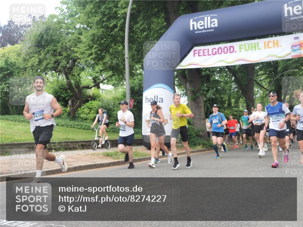 29.06.2025 - hella hamburg halbmarathon KatJ http://msf.ph/oto/8274227 29.06.2025 10:40:07 Zwischen KM18-KM19 2444, 3208, 3209, 3715, 4065, 5638, 8390, 8587, 8651 meine-sportfotos.de